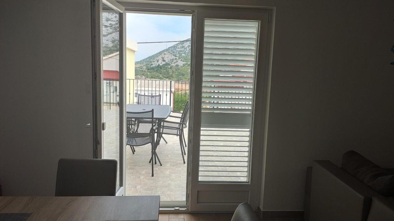 Apartmani Andrea Karlobag Zewnętrze zdjęcie